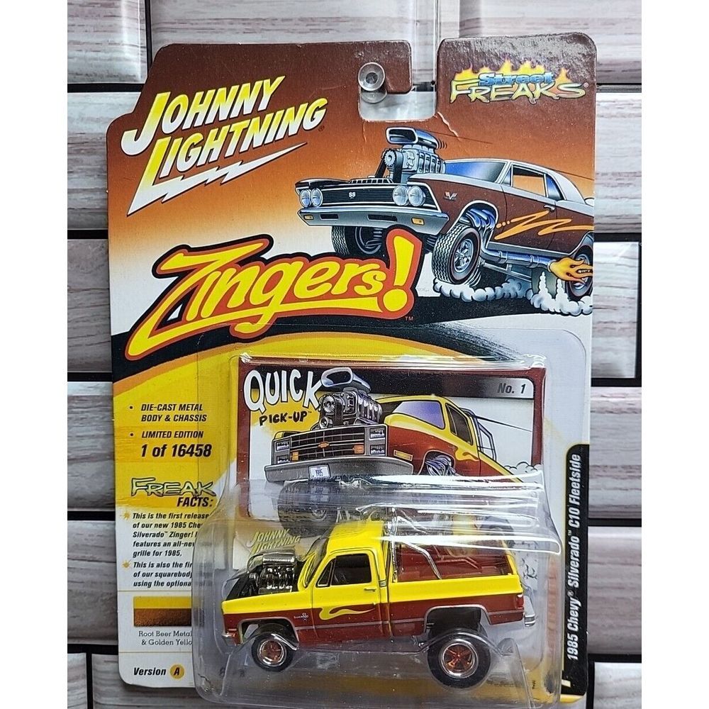 JOHNNY LIGHTNING 2022 STREET FREAKS ZINGERS 1985 CHEVY SILVERDO‎ C10